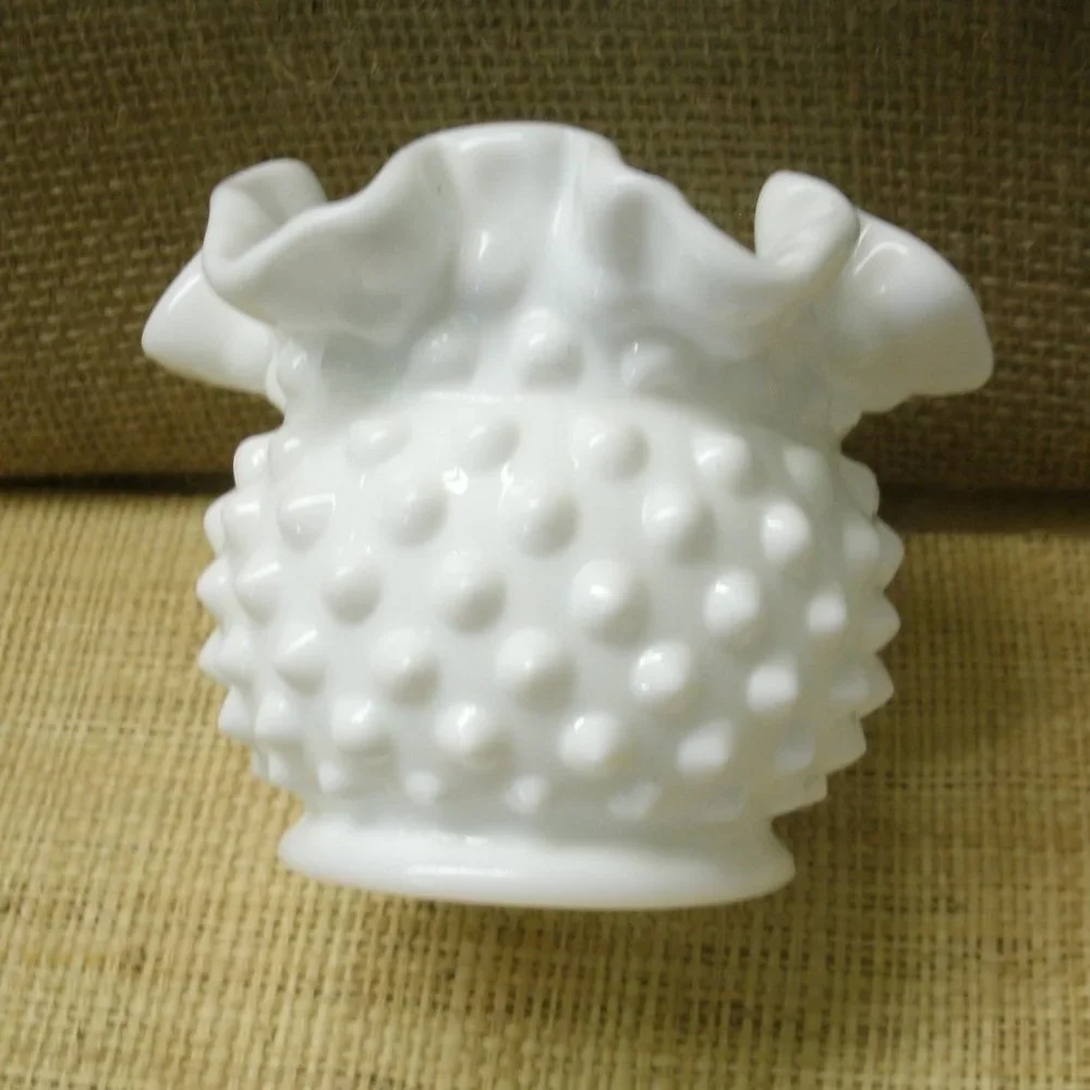 Fenton vintage hobnail
